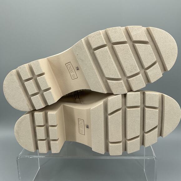 NEW Bar III Women’s Leather Chelsea Ankle Boots Ivory Size 11M - Picture 8 of 10